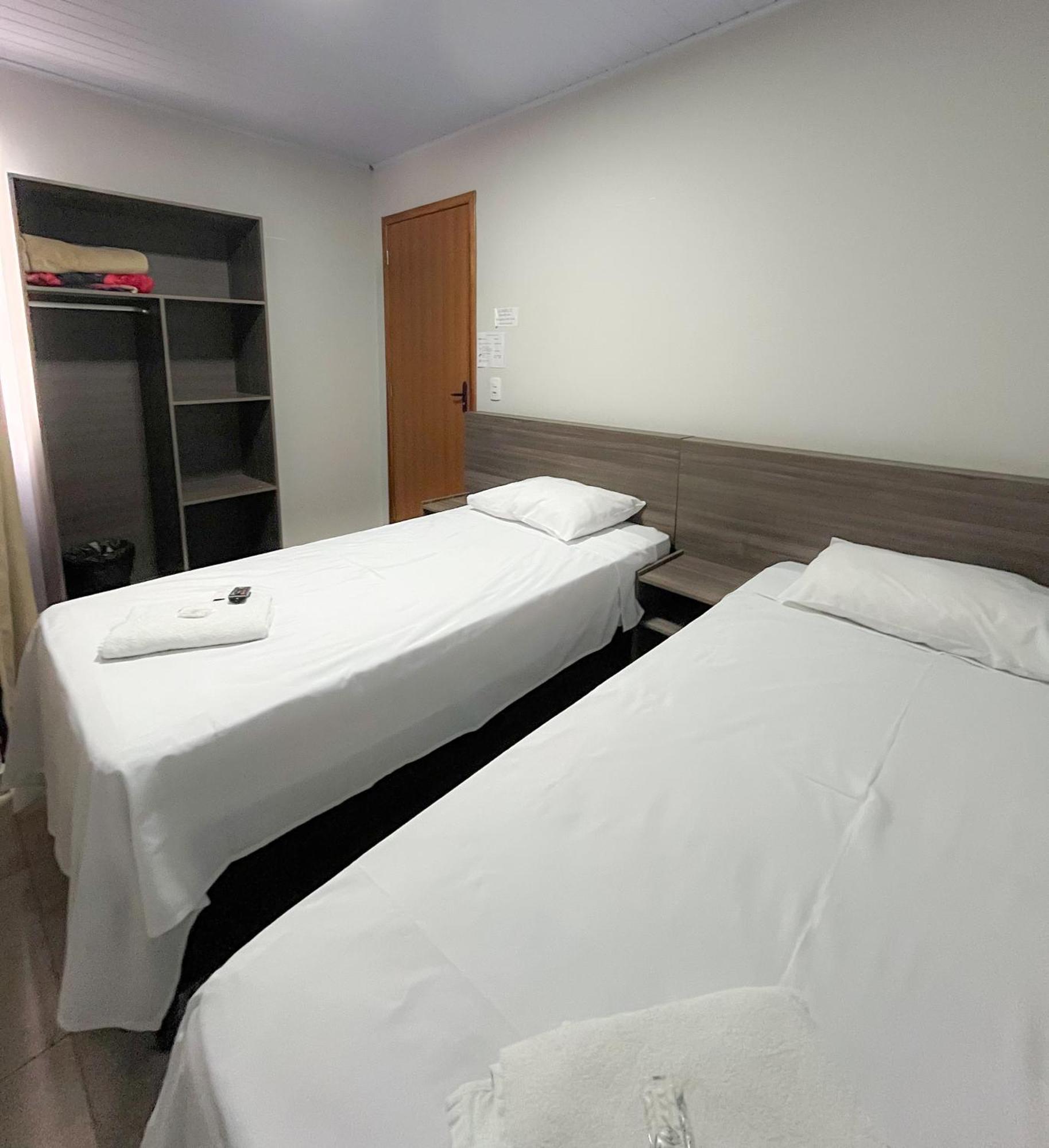 Hotel Rof Telêmaco Borba Exteriör bild