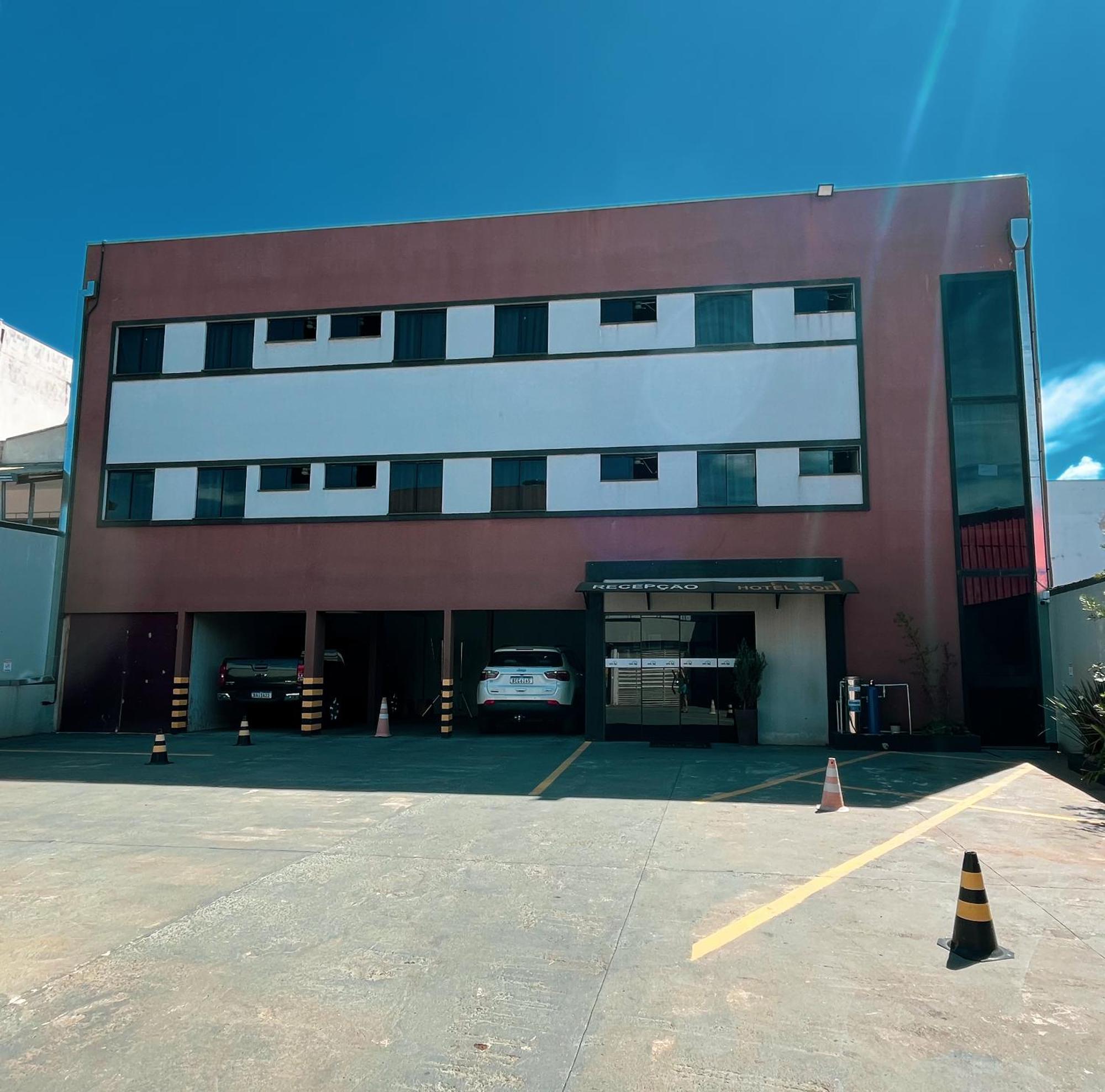Hotel Rof Telêmaco Borba Exteriör bild